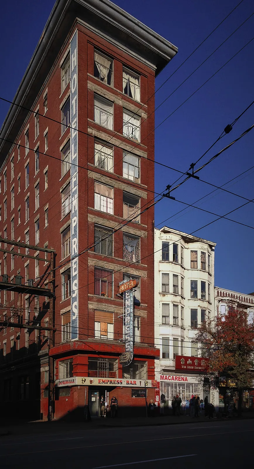 Hotel Empress Vancouver, 235 East Hastings St